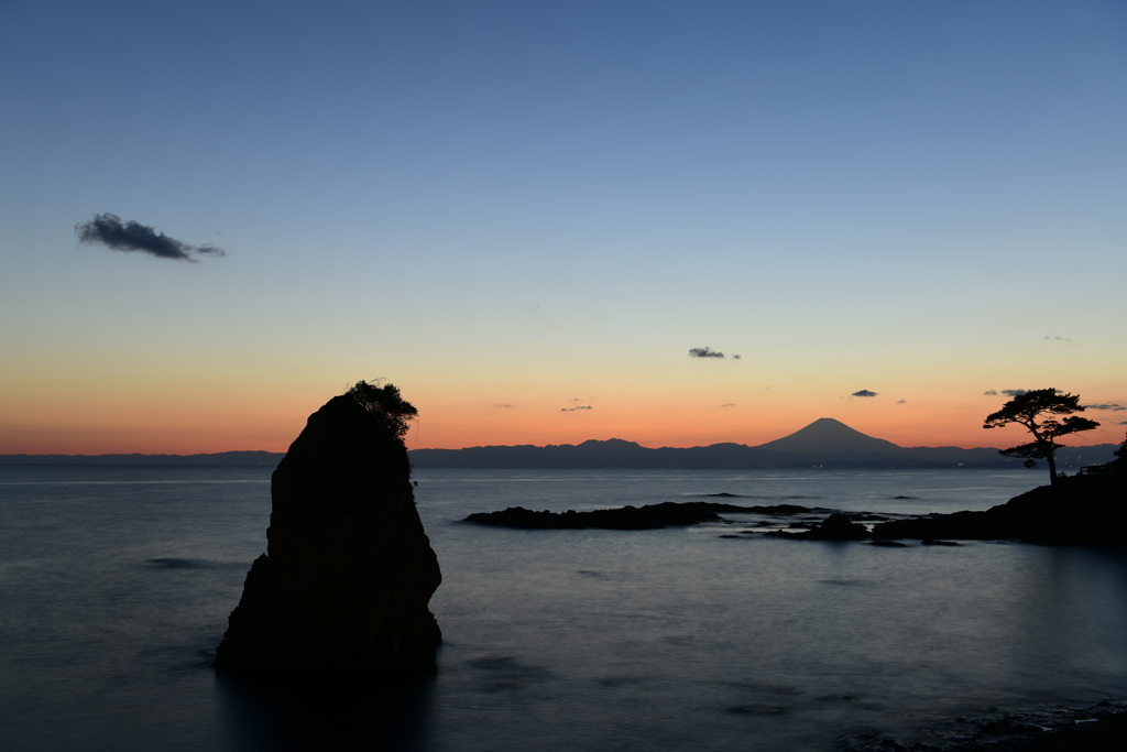 秋谷立石の夕照Ⅴ