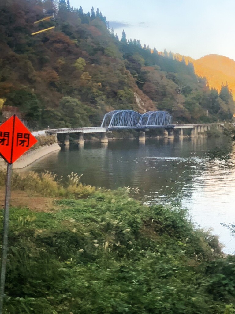 只見線、乗り鉄の秋景