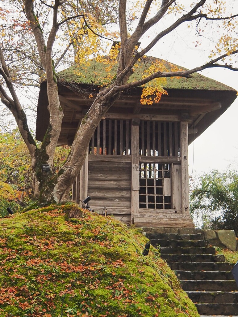 中尊寺・鐘楼