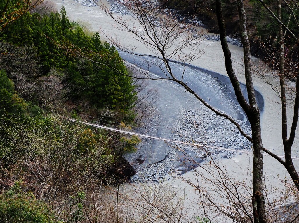 秘境の吊り橋