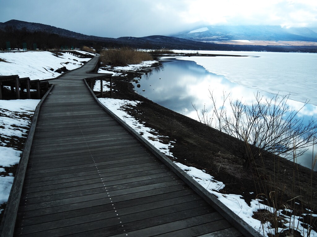 山中湖の静寂