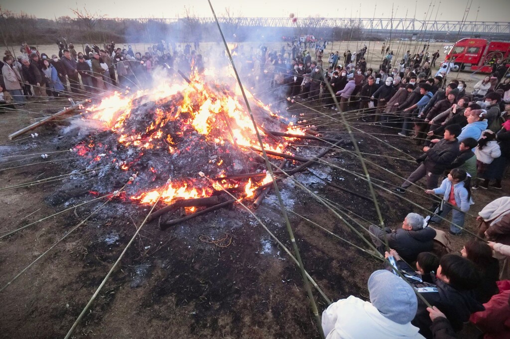 炎の上の願い餅