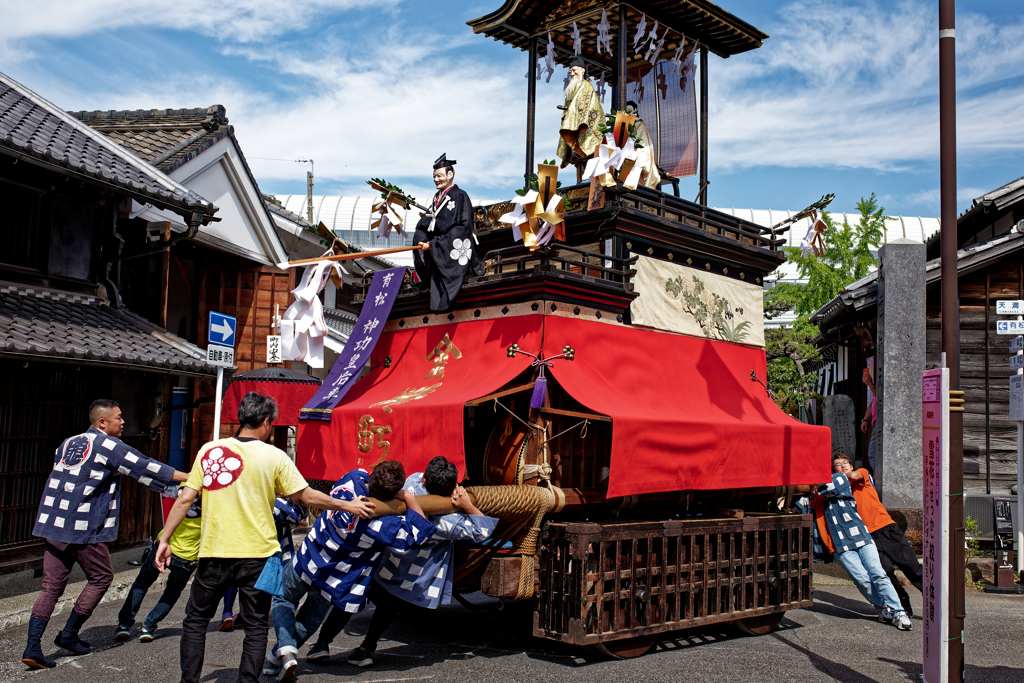 2024-有松絞祭り01-山車のヒューマンパワードリフト