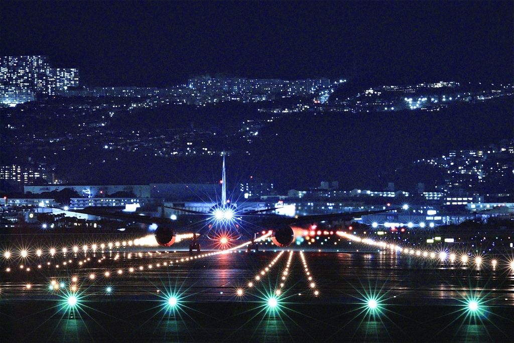 飛行機と夜景