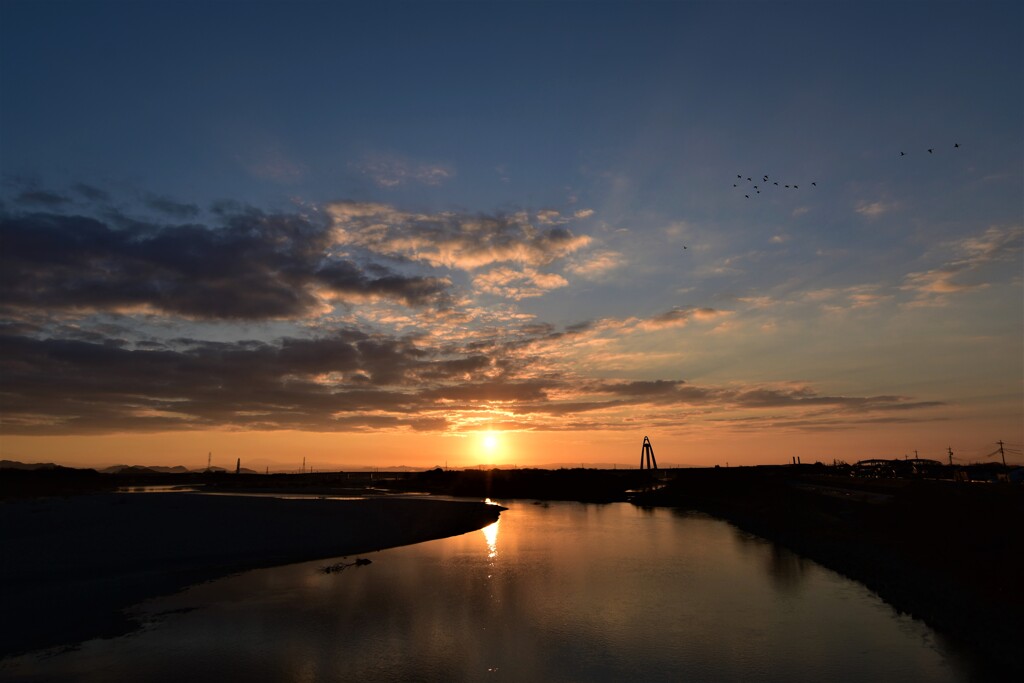 日の出と白鳥！