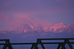 朝陽の伊吹山！