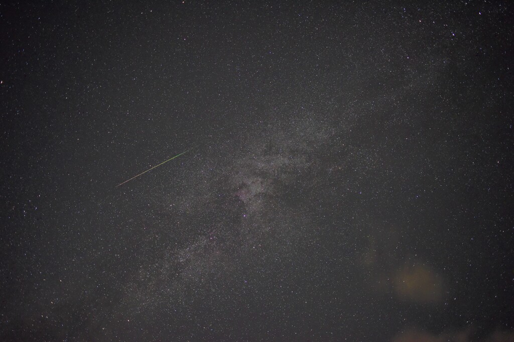 ペルセウス座流星群+天の川