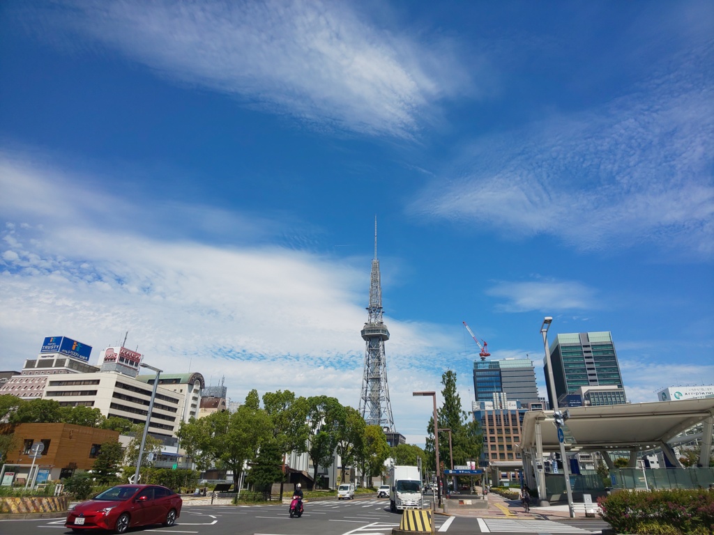 栄の空　8/31