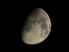 十日夜の月　4/23  0:31am