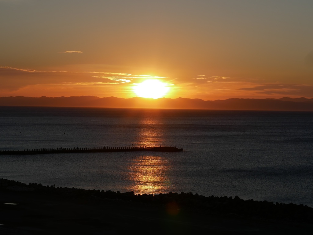 佐渡に沈む夕日