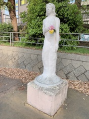 少女像