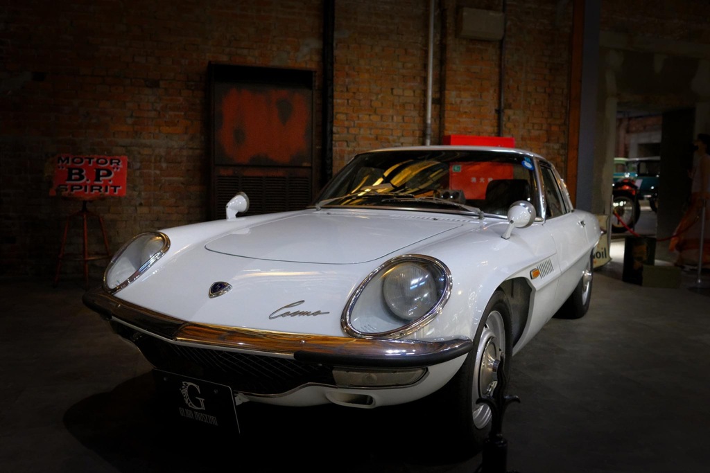 6AA08D33-1BBC-431B-AC51-88C9BC3A91BE