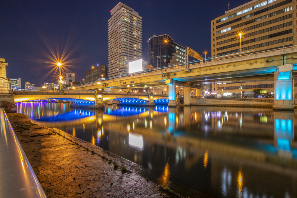 中之島の夜１