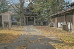 三居稲荷神社