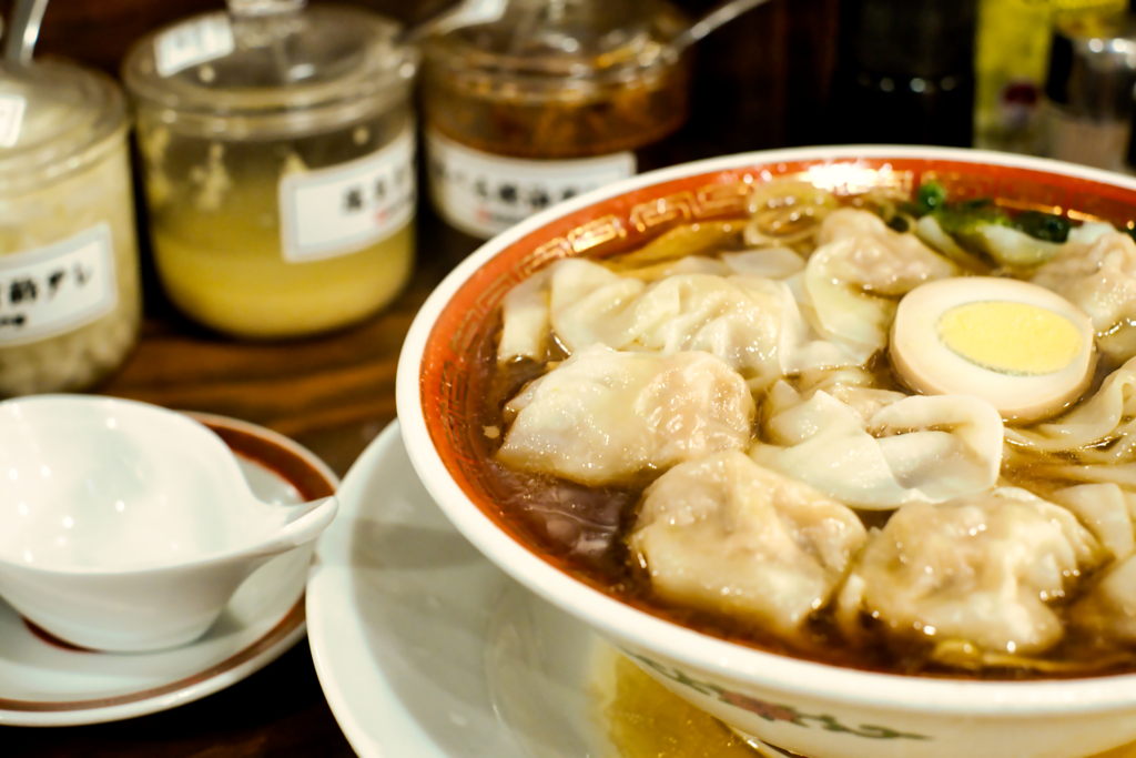 広州市場 ワンタン麺