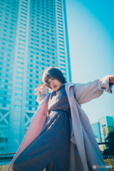 ビル背景に