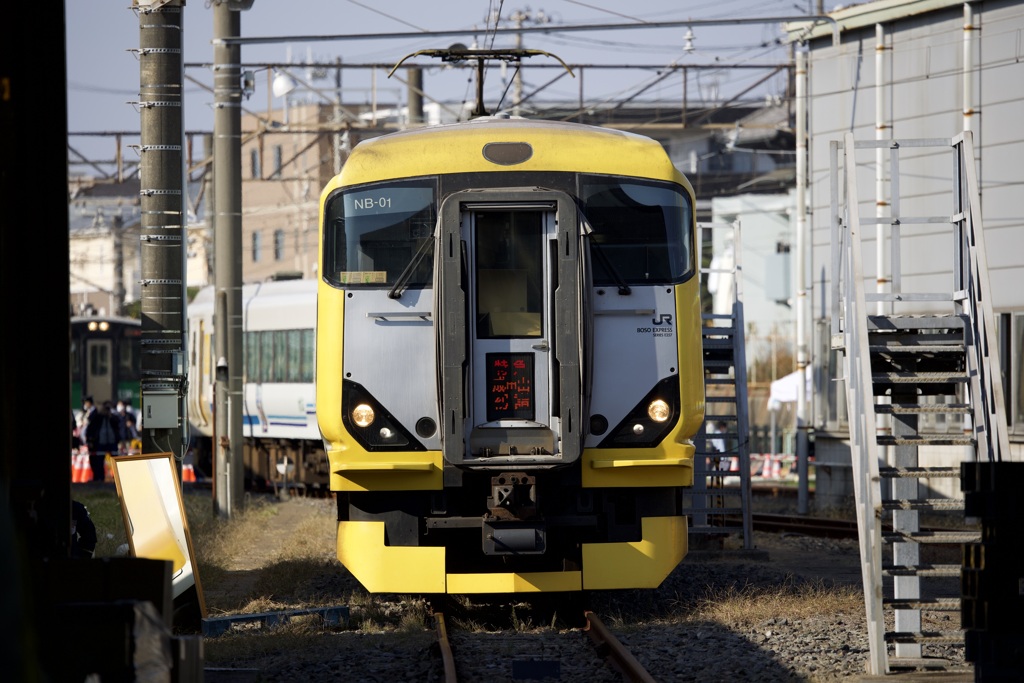 JR東日本 E257系 房総特急 幕張車両センター