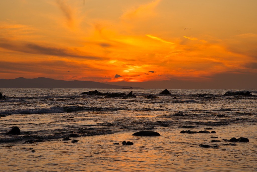夕焼けと海