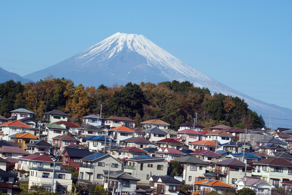 民族統合の象徴、我が町、埴生の宿