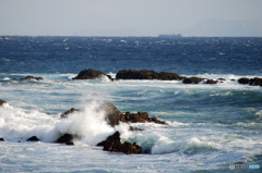 荒れ狂う海①