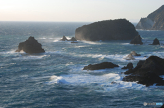荒れ狂う海④