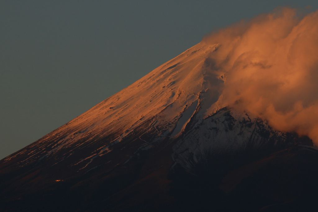 夕日に燃える