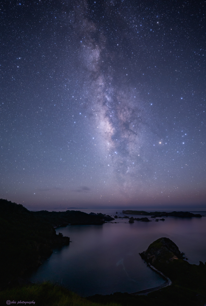 南島にかかる夏銀河