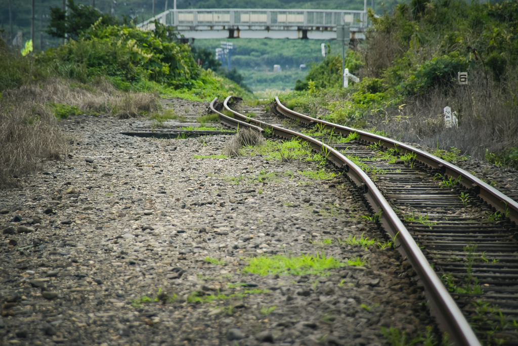 鉄路の向こう