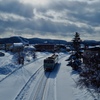 冬の単線列車