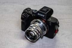 SONYレンズの原点
