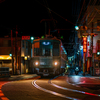 夜も更けて