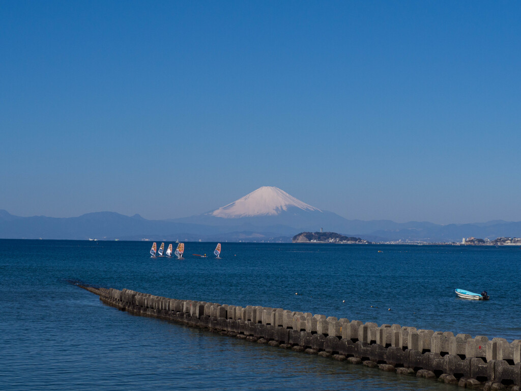 湘南代表の後ろに日本代表２