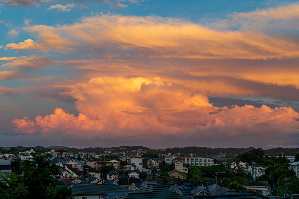 朝焼けの台風（？）