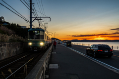 ひ　の　で　ん