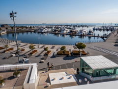 海辺のジオメトリック・パターン