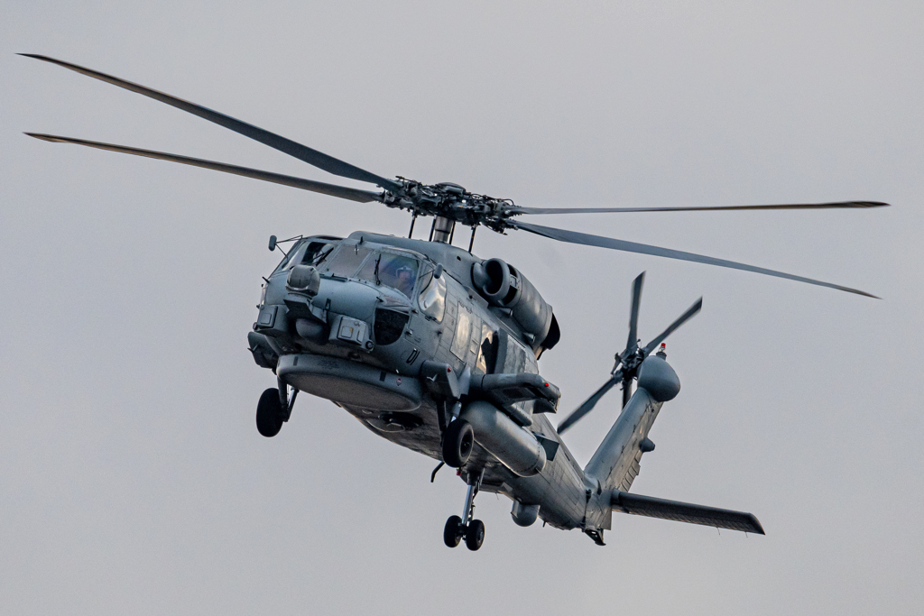 米海軍統合多用途艦載ヘリコプター MH-60R シーホーク