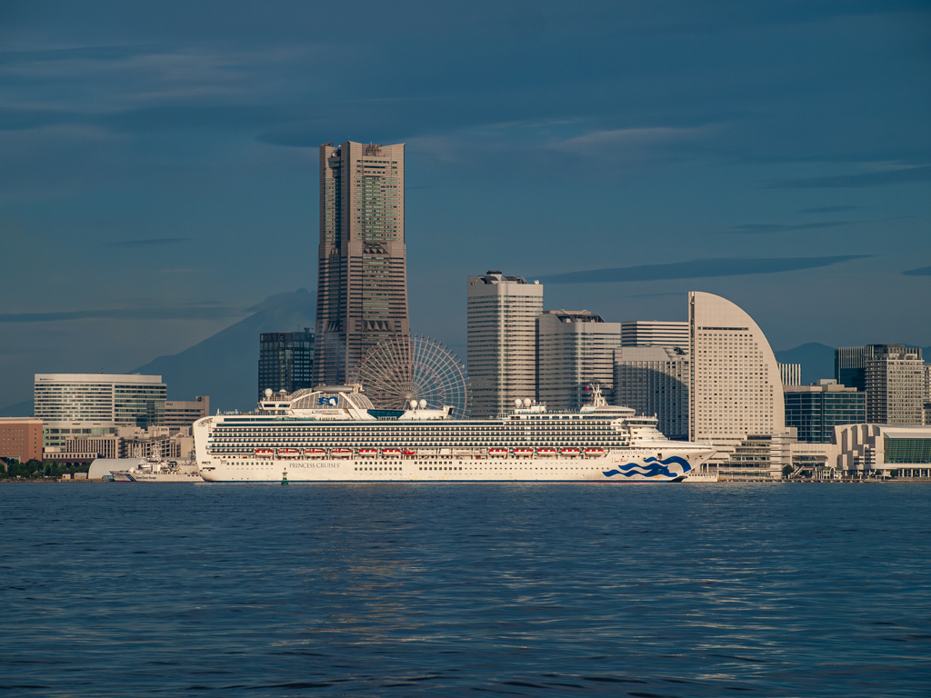 Yokohama Morning