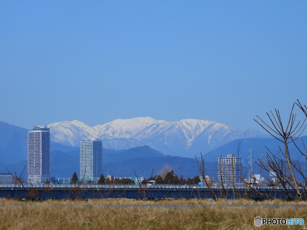 山
