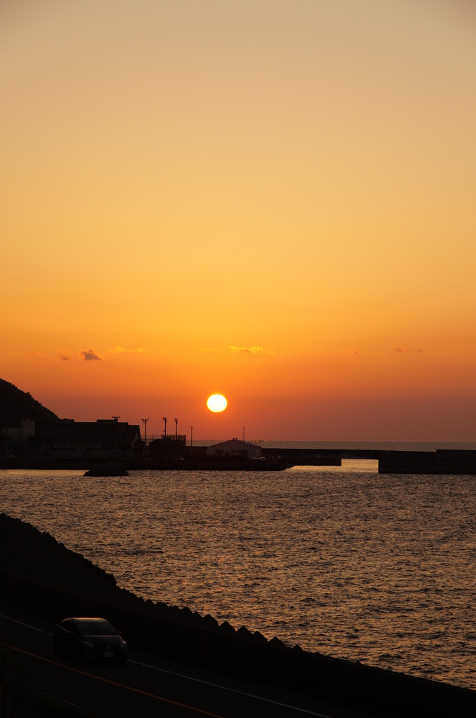 夕陽　下灘駅