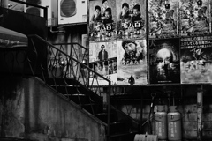 路地裏のメッセージ