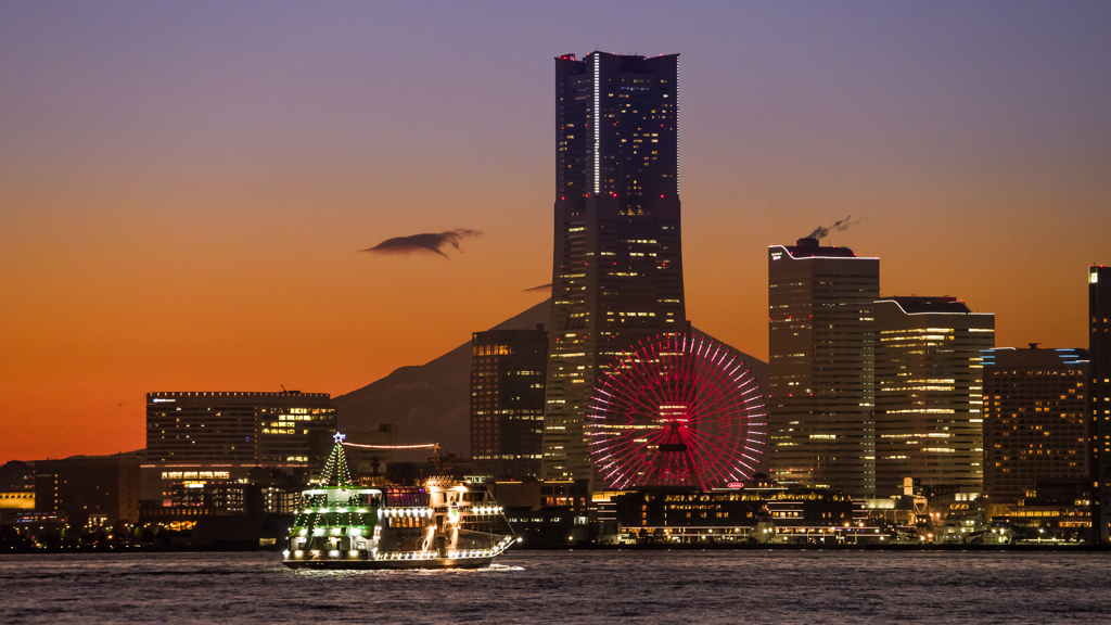 みなとみらい夕景
