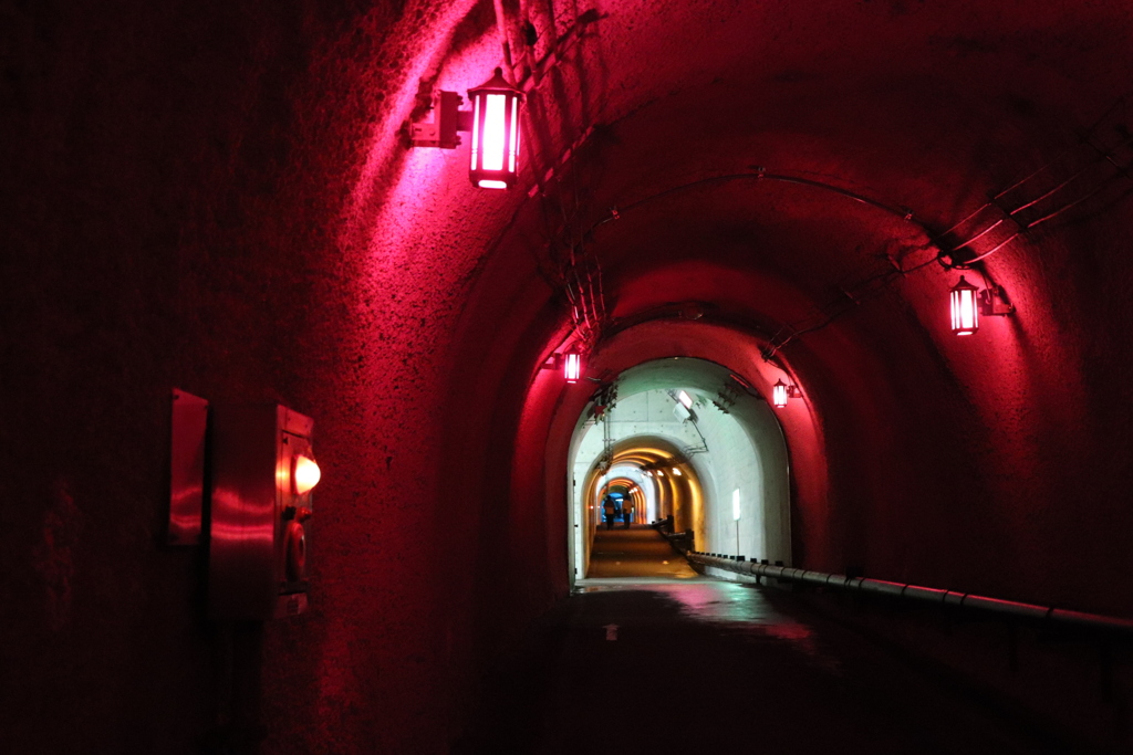 清津峡トンネル〜！