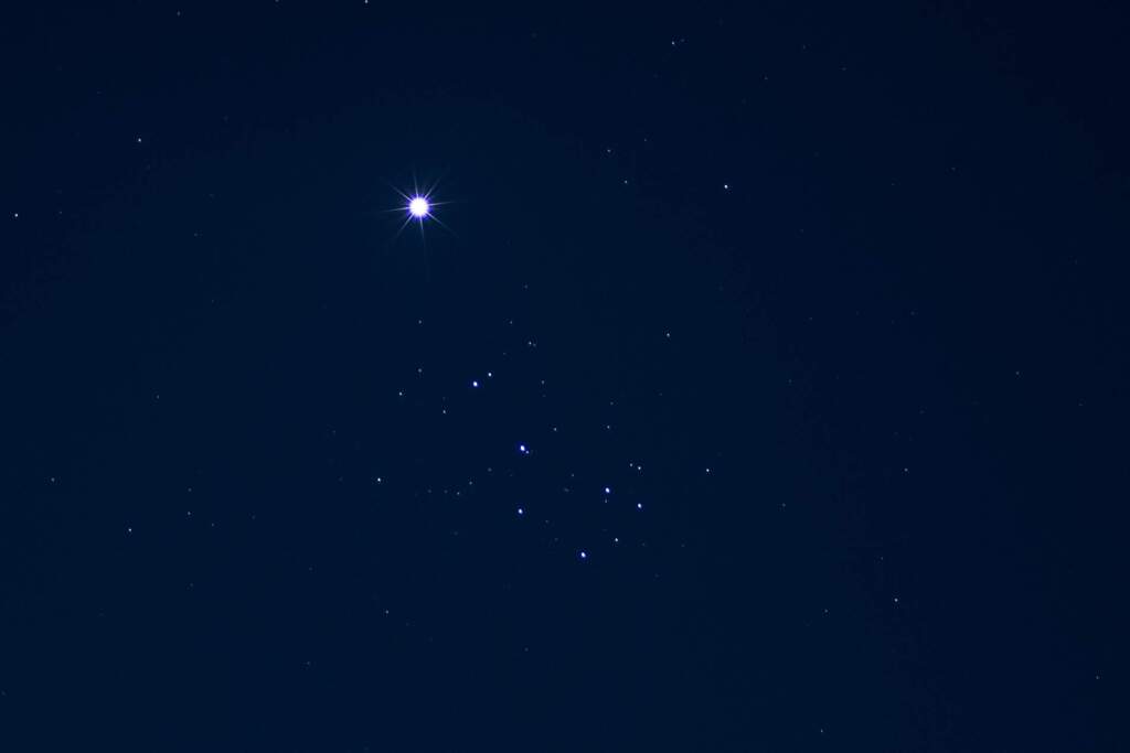 金星とプレアデス星団の最接近