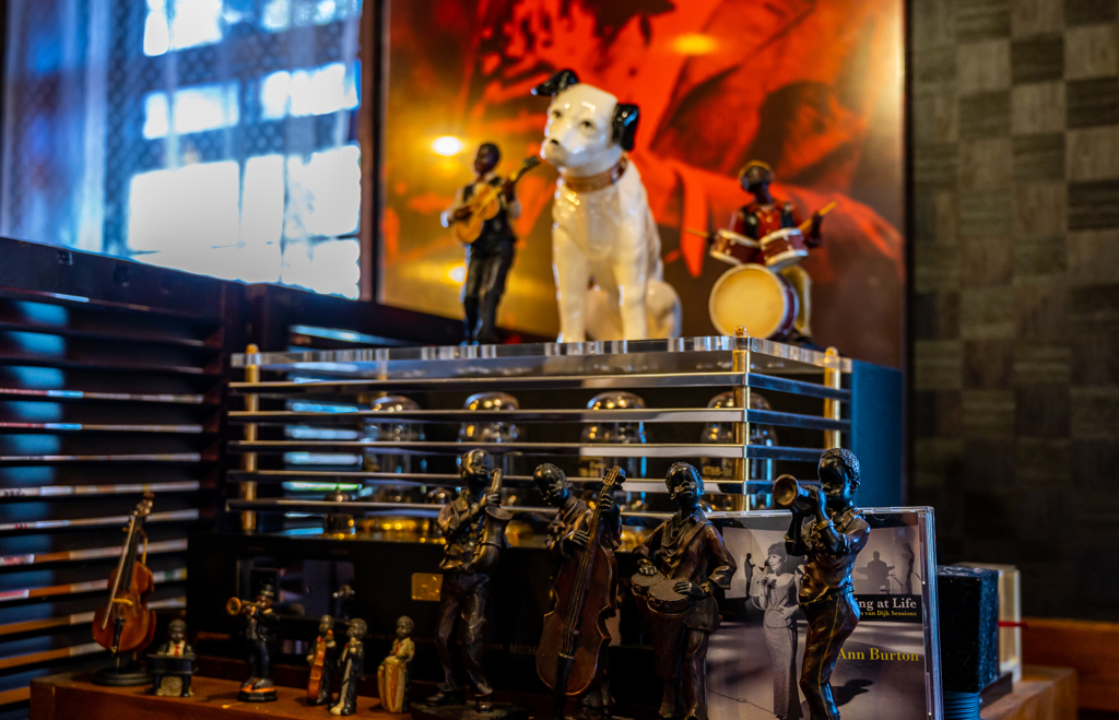 Play jazz with a tube amp
