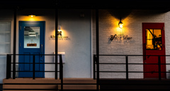  ‎亜麻色の扉  蒼いドア