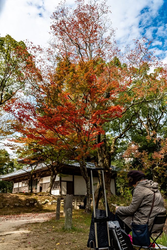 古刹で秋描けば