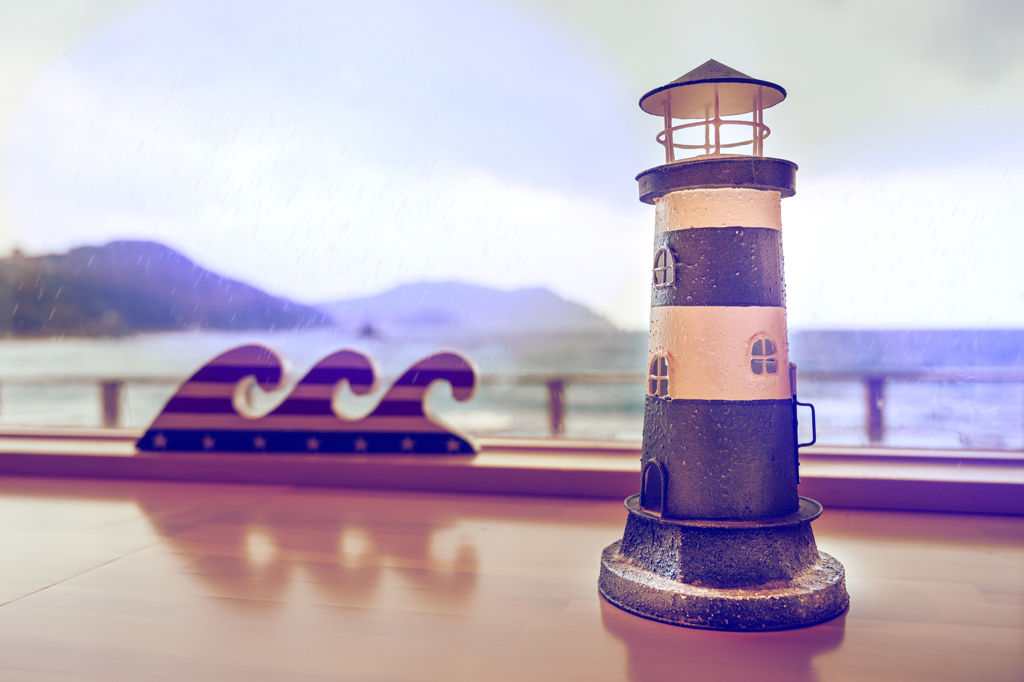 Beach-cafe-lighthouse-keeper