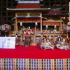 壷阪寺本堂にて大正から昭和の雛飾り