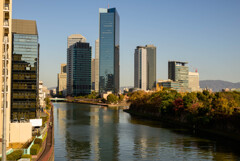 大坂橋より眺める大阪ビジネスパークの風景3