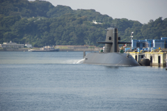 海上自衛隊　潜水艦：艦種不明